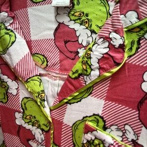 New The Grinch Womens Pajama Set Size Medium- pink